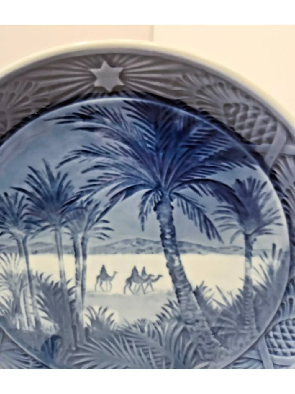 Vtg 1972 Royal Copenhagen Christmas Plate In The Desert Denmark Blue White